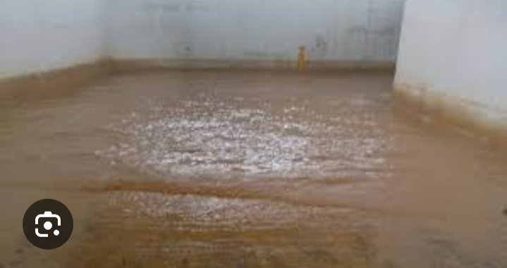 रायबरेली-रेलवे अंडर पास में भरा कीचड़ , आवागमन प्रभावित,,,, 