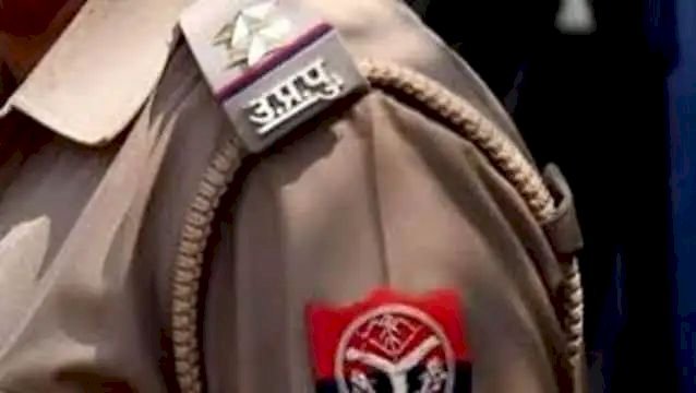 यूपी पुलिस इंस्पेक्टर को गिरफ्तार कर कोर्ट में पेश करने का आदेश, जानें पूरा मामला