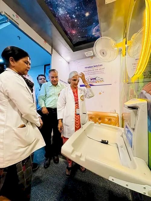 रायबरेली एम्स में खुला बेबी फीडिंग रूम 