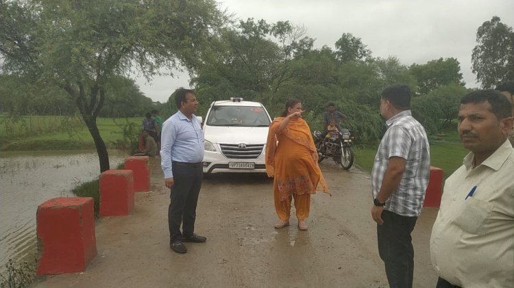 रायबरेली-एडीएम एफ आर ने बारिश को देखते हुए तहसील डलमऊ के बाढ़ प्रभावित क्षेत्रों का निरीक्षण कर व्यवस्थाओं का लिया जायजा*_