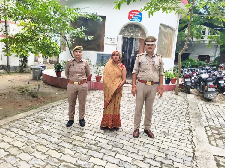 रायबरेली-पुलिस नें महिला को किया गिरफ्तार:अविवाहित युवक को प्रेम जाल में फंसाकर आत्महत्या के लिए किया था मजबूर,,,, 