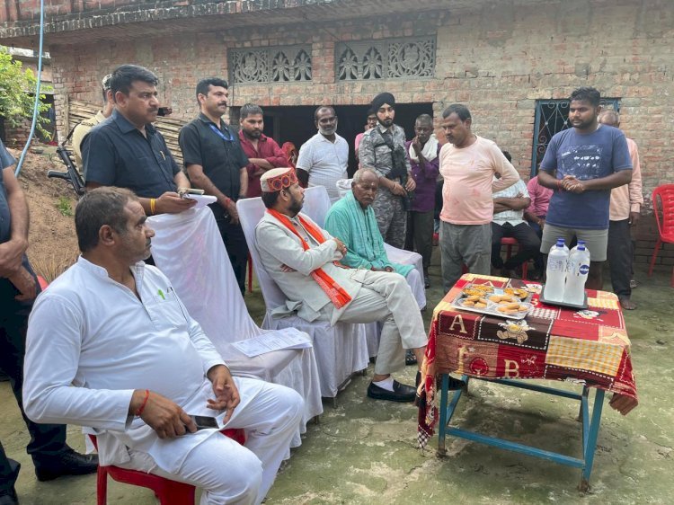 रायबरेली-क्षेत्रीय विधायक ने चौपाल लगाकर सुनी लोगों की समस्याएं,,, 