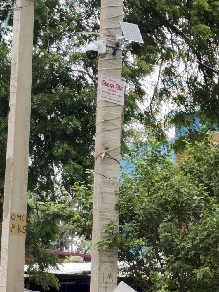 गरीबों की मदद से लेकर सुरक्षा व्यवस्था तक जिम्मेदारी निभा रहे विकास सिंह