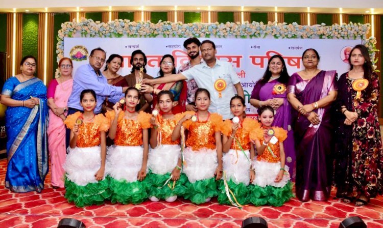 रायबरेली-भारत विकास परिषद की लोकनृत्य प्रतियोगिता में बच्चों ने मचाई धमाल