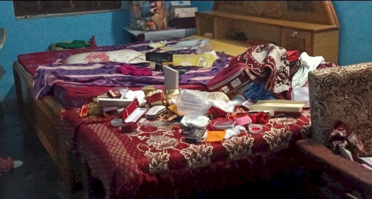 रायबरेली- ऊंचाहार पुलिस नहीं सुराग लगा पा रही बीस लाख चोरी का मामला, रात भर जाग रहे गाँव वाले,,,,, 