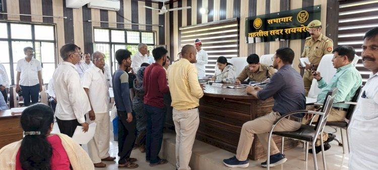 रायबरेली-डीएम-एसपी ने तहसील सदर में सम्पूर्ण समाधान दिवस में फरियादियों की सुनी समस्याएं