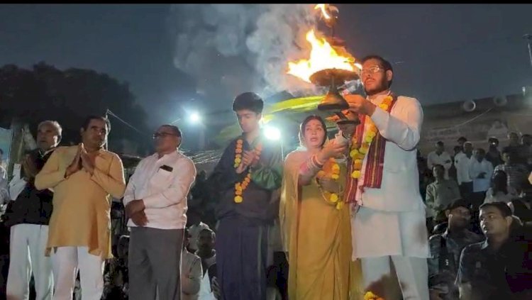 रायबरेली- विधायक मनोज पान्डेय के गंगा आरती के साथ शुरू हुआ कार्तिक पूर्णिमा मेला व गंगा स्नान