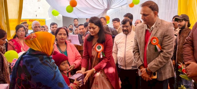 रायबरेली - डीएम ने बीआरसी ऊँचाहार में 141 दिव्यांग बच्चों को उपकरण किये वितरित 