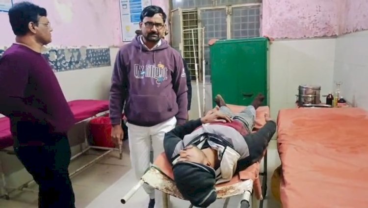 रायबरेली -तेज रफ्तार अनियंत्रित बाइक सवार ने सामने से आ रहे बाइक सवार को मारी जोरदार टक्कर, एक घायल