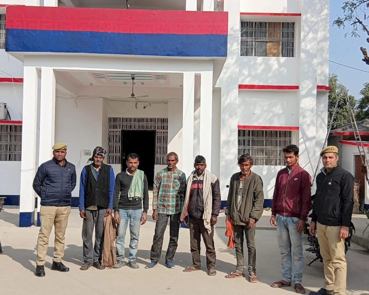 रायबरेली - छह नफर वारंटी अभियुक्तों को गिरफ्तार कर न्यायालय के समक्ष किया गया पेश