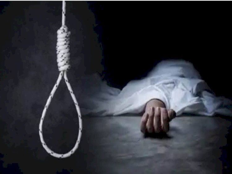 रायबरेली-फंदे पर लटकता मिला नवविवाहिता का शव , जांच में जुटी पुलिस 