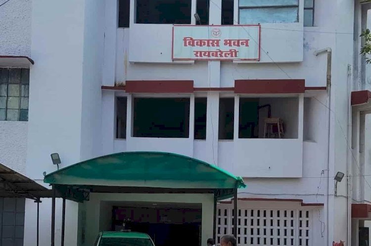 रायबरेली-डलमऊ ब्लॉक में मठाधीशी कर रहे सफाईकर्मी क्या मानेंगे DPRO का आदेश