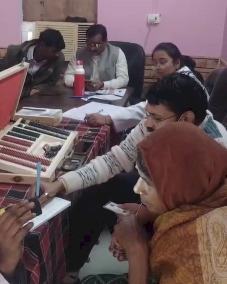 रायबरेली:बरगदही में निःशुल्क नेत्र जाँच शिविर संपन्न, सैकड़ों ग्रामीणों ने उठाया लाभ