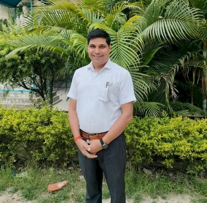 राज्य अध्यापक पुरस्कार से सम्मानित होंगे गिरिजेश कुमार मल्ल