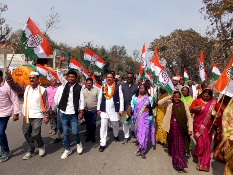रायबरेली:कांग्रेस ने निकाली पदयात्रा,सरकार पर जमकर बरसे नेता ,,,, 