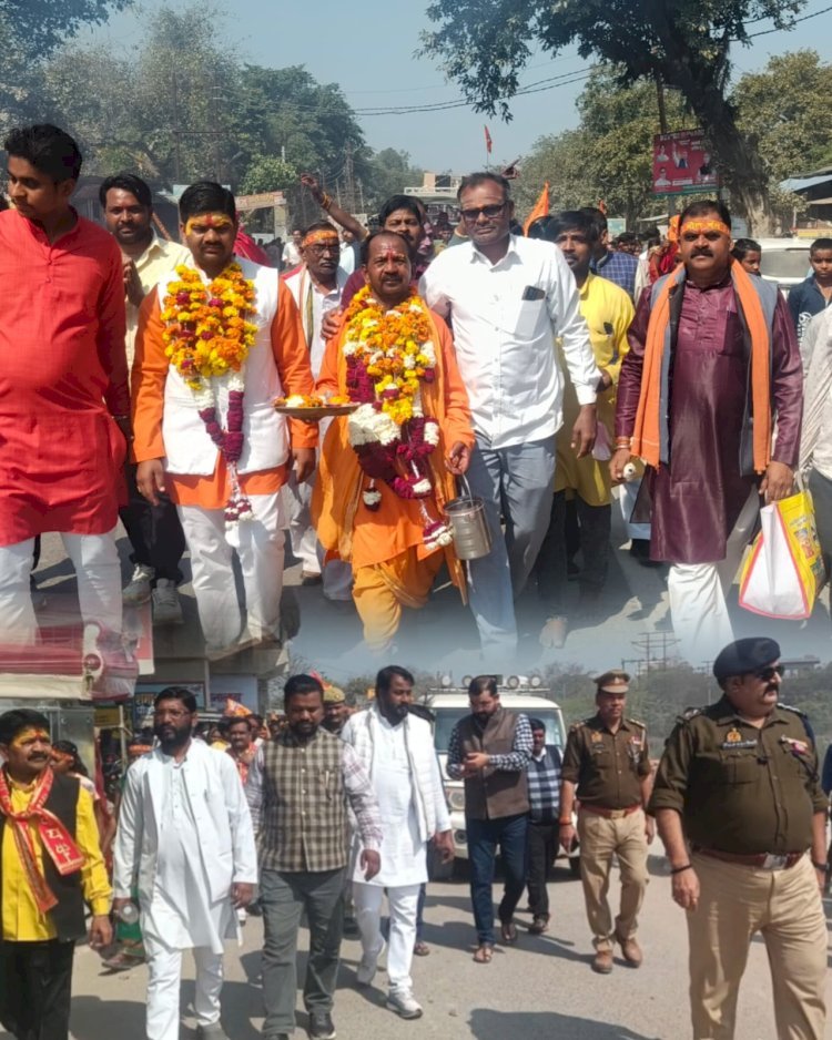 ऊंचाहार में पूर्व नगर पंचायत अध्यक्ष प्रमोद गुप्ता की अगुवाई में नगर में भव्य शिवशोभा यात्रा वा विशाल भंडारे का आयोजन