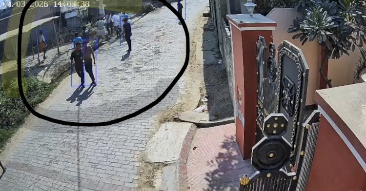 रायबरेली:आखिर कौंन है ऊंचाहार थाने में तैनात दरोगा सुजीत यादव जिन पर थाने से भगाने का लगा आरोप,दबंगों ने युवक को घसीट-घसीट कर पीटा, CCTV में कैद घटना