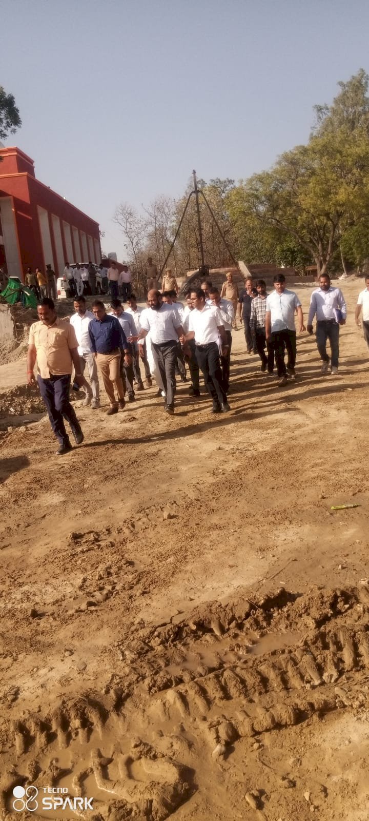 रायबरेली-अपर मुख्य सचिव ने निर्माणाधीन सभागार एवं पुस्तकालय का किया स्थलीय निरीक्षण*_