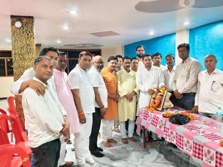 कार्यकर्ता ,कार्यक्रम और कार्यालय ही संगठन का आधार : विवेक शर्मा*