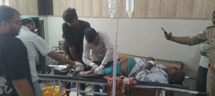 रायबरेली-हाईवे मार्ग पर अचानक डीसीएम रुकने से पीछे से टकराये ऑटो सवार, एक गंभीर