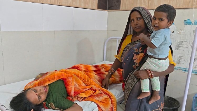 रायबरेली-गड्ढे में गई बाइक हुई अनियंत्रित, संतुलन बिगड़ने से गिरी महिला, हालत गंभीर