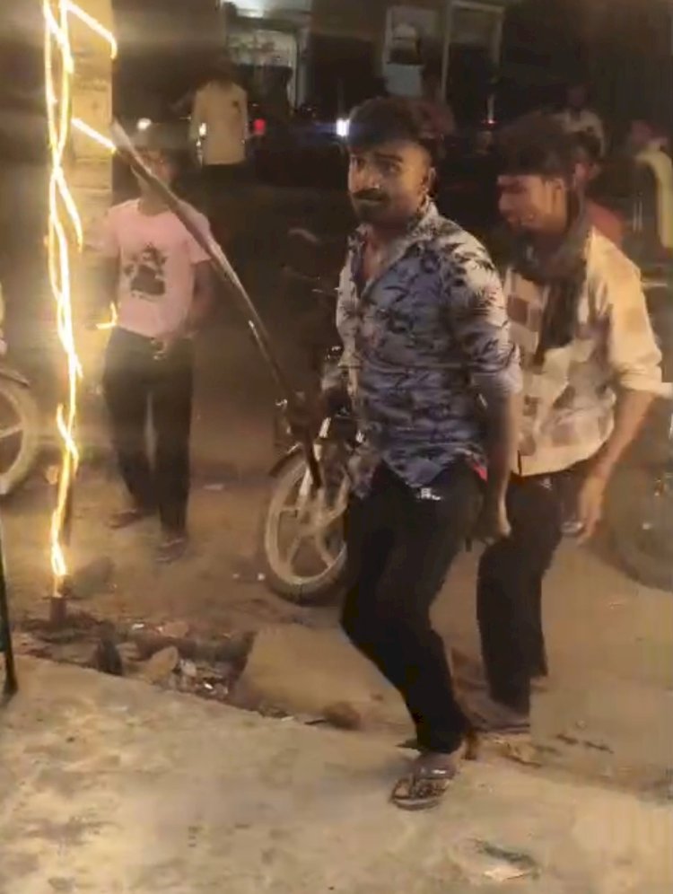 रायबरेली-हरचंदपुर में चाऊमीन को लेकर हुआ विवाद चले लाठी डंडे,एफआईआर हुई दर्ज