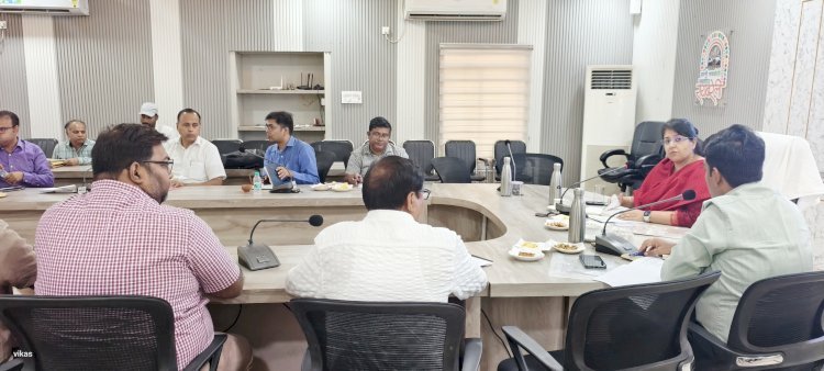 रायबरेली-डीएम की अध्यक्षता में जनपद में सुचारू विद्युत आपूर्ति सुनिश्चित कराने हेतु बैठक सम्पन्न