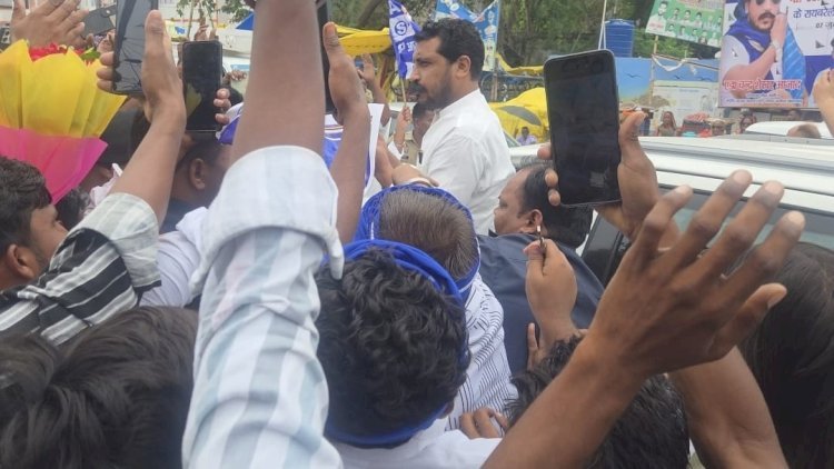 रायबरेली-जनपद के सिंह द्वार पर आसपा के राष्ट्रीय अध्यक्ष का हुआ भव्य स्वागत