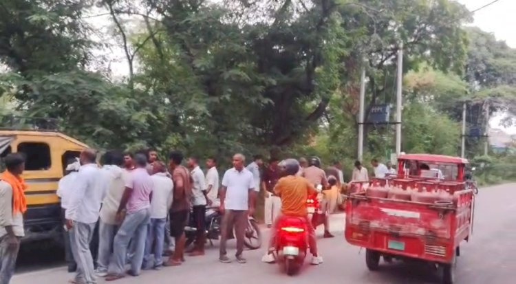 रायबरेली: मजदूरों से भरा टैंपू पलटा, आधा दर्जन से अधिक घायल