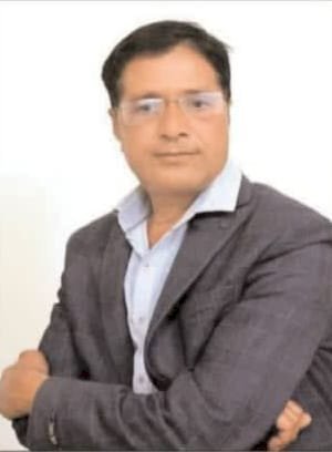 क्या पत्रकारिता आईसीयू में है? पतन पत्रकारिता का है या यह सामाजिक संक्रमण है?-राजेश यादव