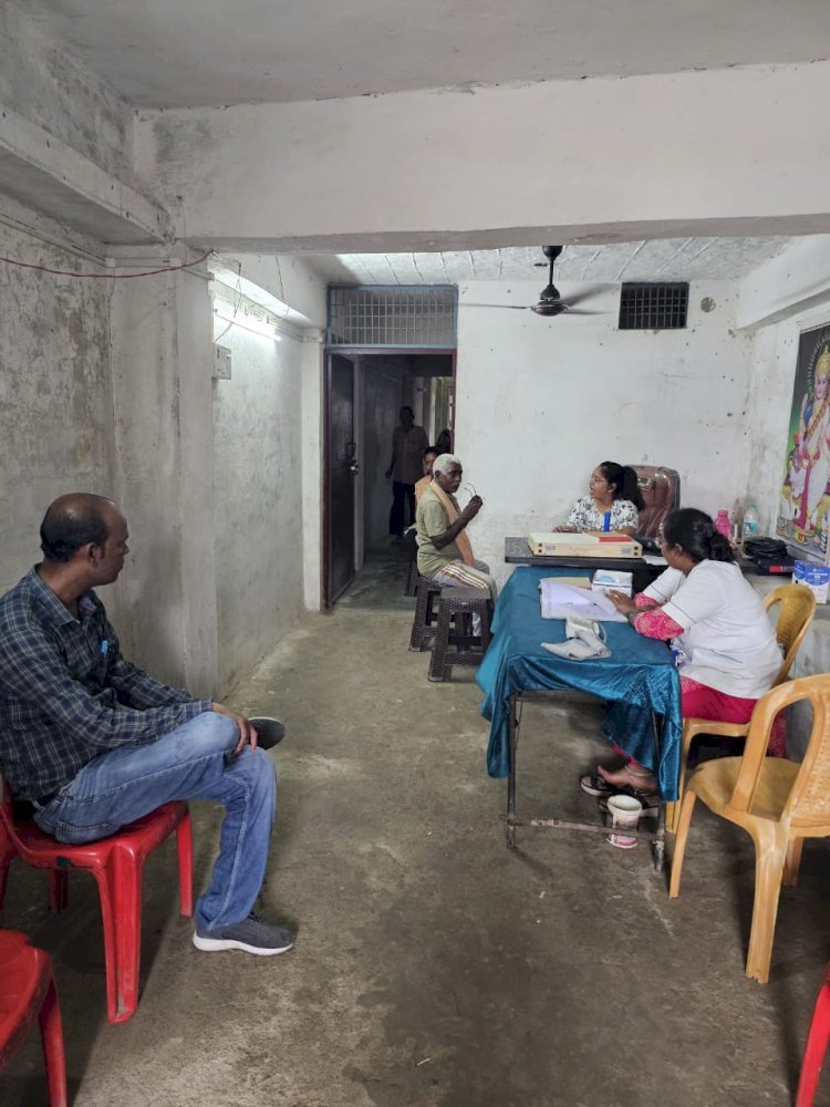 रायबरेली नेत्र परीक्षण / नि:शुल्क ऑपरेशन एवम रोगियों को नि:शुल्क चश्मा वितरण शिविर का हुआ आयोजन