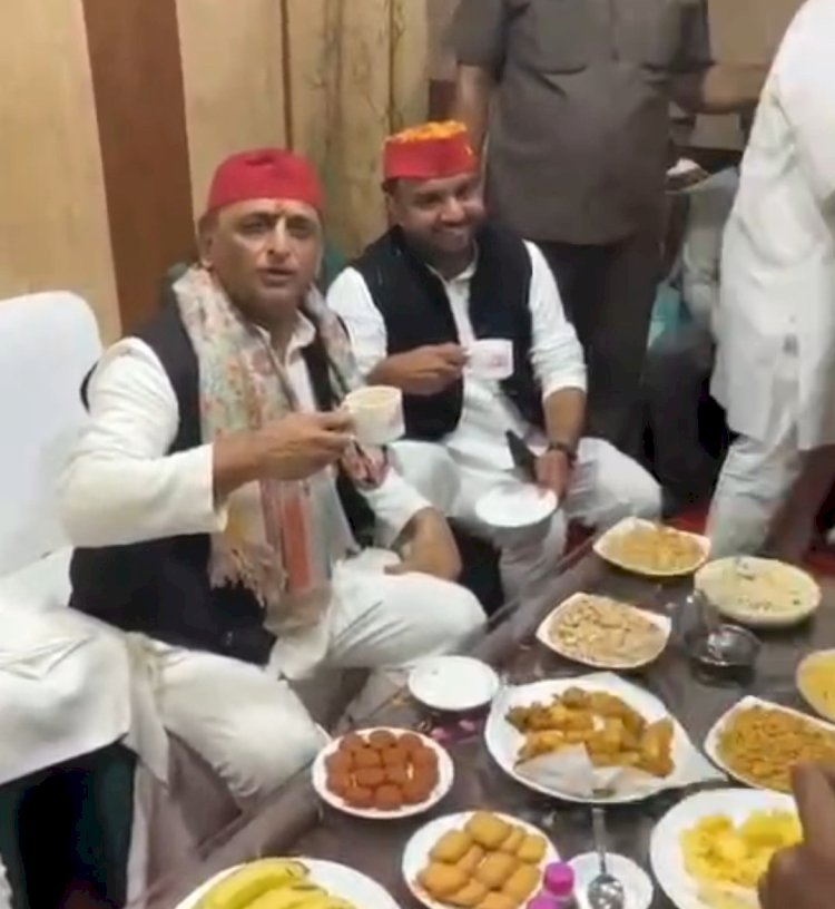 सपा विधायक राहुल लोधी के घर पहुंचे अखिलेश यादव, चाय पर हुई अहम बातचीत