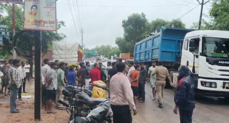रायबरेली-तेज रफ्तार दो कारों में आमने-सामने जोरदार टक्कर, हादसे के बाद सड़क पर पुलिस की मौजूदगी में जमकर बवाल