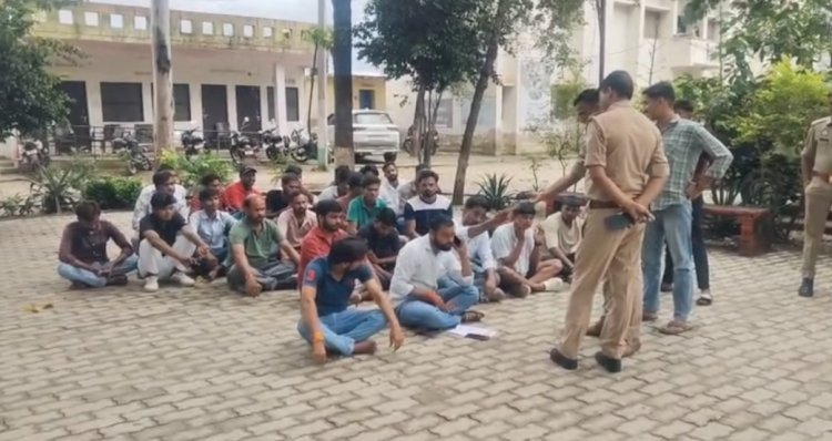 रायबरेली: भाजयुमो कार्यकर्ताओं ने हरचंदपुर थाने में दिया धरना, कार्रवाई की मांग