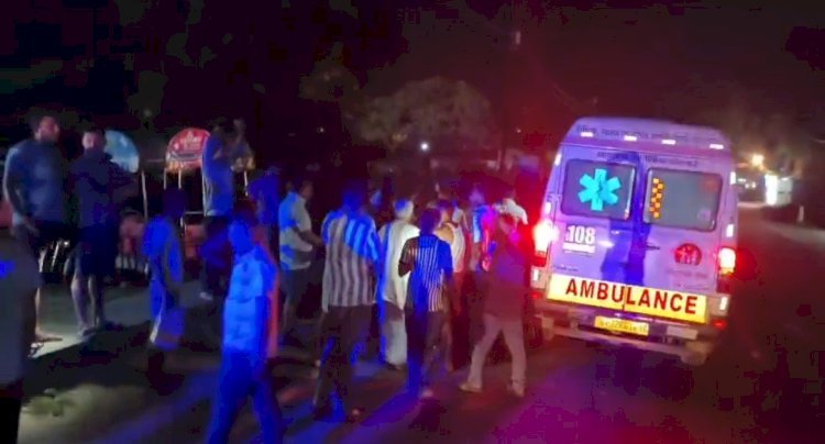 रायबरेली के लालगंज में अज्ञात वाहन की जोरदार टक्कर से बाइक सवार दो लोग घायल, जिला अस्पताल रेफर