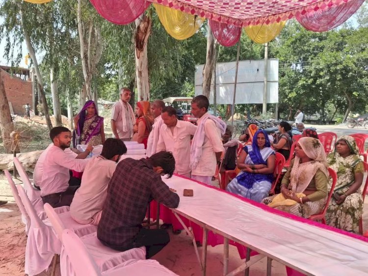 रायबरेली-समाजसेवी विकास सिंह के प्रयास से हर माह आयोजित हो रहा सेवा शिविर, जरूरतमंदों को चश्मे-दवाएं वितरित