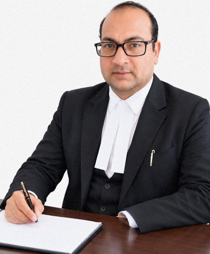 महिला दरोगा संध्या जायसवाल के खिलाफ एस सी एस टी एक्ट में एफआईआर का आदेश रद्द
