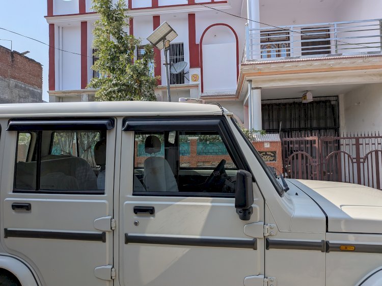 रायबरेली पहुंची लखनऊ पुलिस, श्रद्धा दुबे की तलाश में परिजनों से पूछताछ