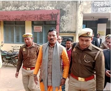 भाजपा विधायक रामदुलार गोंड़ की दुष्कर्म मामले में सुनवाई टला, 20 नवंबर को होगी…