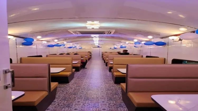 जम्मू कश्मीर के पहले रेल कोच रेस्टोरेंट का हुआ शुभारंभ, कटरा में माता वैष्णो देवी के श्रद्धालुओं को मिलेगी सुविधा