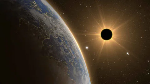 अब से कुछ देर में सूर्य ग्रहण होने वाला है शुरू, ग्रहण के दौरान न करें ये काम