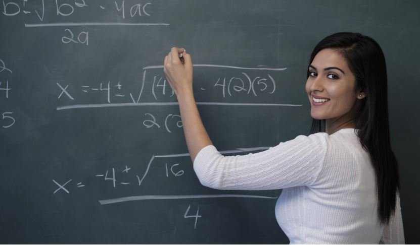 शिक्षकों को बड़ा तोहफा देने की तैयारी में यूपी सरकार, 65 साल होगी शिक्षकों की रिटायरमेंट आयु, नई भर्तियों पर…