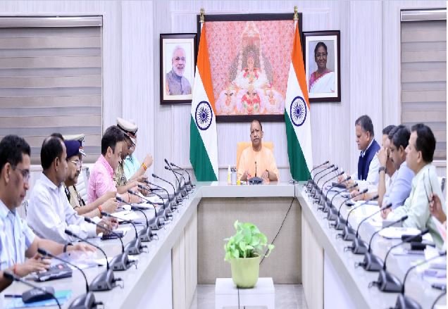 सीएम योगी की उच्चस्तरीय बैठक, ब्लॉक-थाना और तहसील को लेकर दिए कई निर्देश, लापरवाह अफसरों पर कठोर कार्रवाई