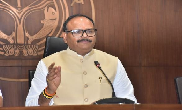 डिप्टी सीएम ब्रजेश पाठक ने होली को लेकर अफसरों को दिए कड़े निर्देश, अखिलेश पर साधा निशाना