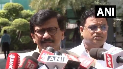 अतीक व अशरफ हत्याकांड पर बोले संजय राउत, कहा- पुलिस की बंदोबस्ती में हत्या होना गंभीर बात!